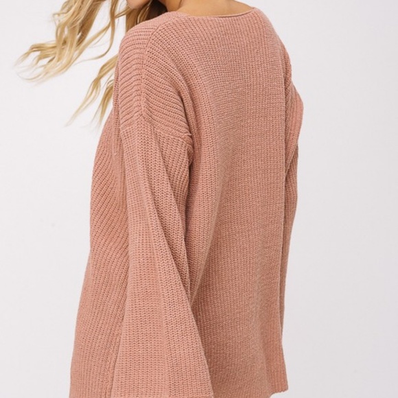 NWT Brick V-neck Bell Sleeve Sweater - Picture 2 of 8